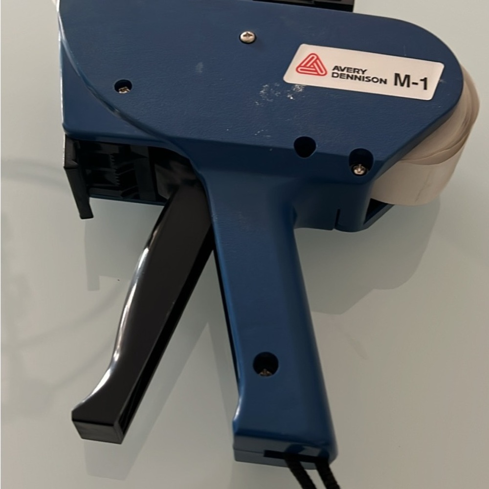 Avery Dennison M-1 Label Gun